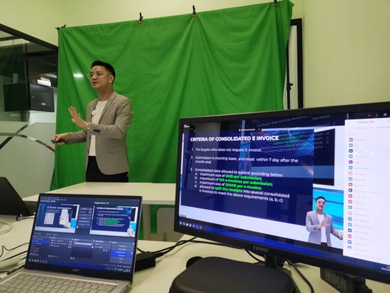 Mobirise Website Builder